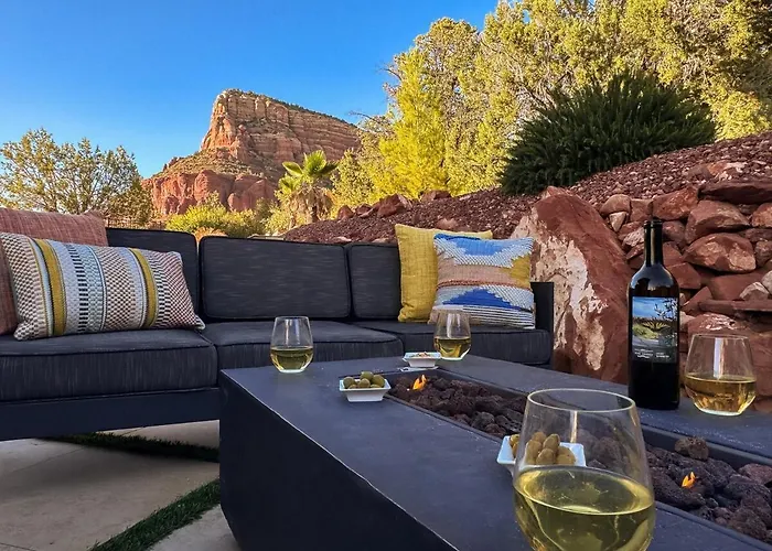 Luxury Mansion With Pool, Spa, Views, Game Room, Movie Theatre Sedona