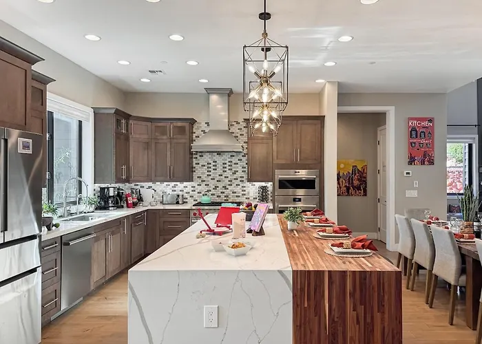 Luxury Mansion With Pool, Spa, Views, Game Room, Movie Theatre Sedona